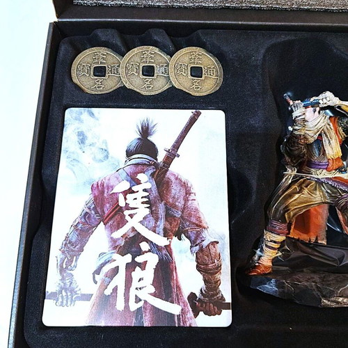 Sekiro Shadows Die Twice Collectors Edition for PS4 like new