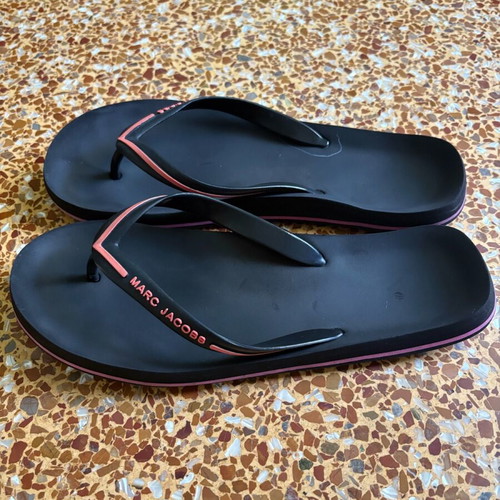 Marc Jacobs men's flip flops used, size 44, black multicolor