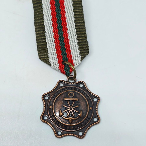 Decorative Navy Medal Replica with Anchor and Helm like new