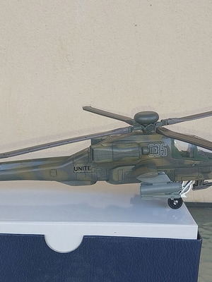 Ελικόπτερο APACHE