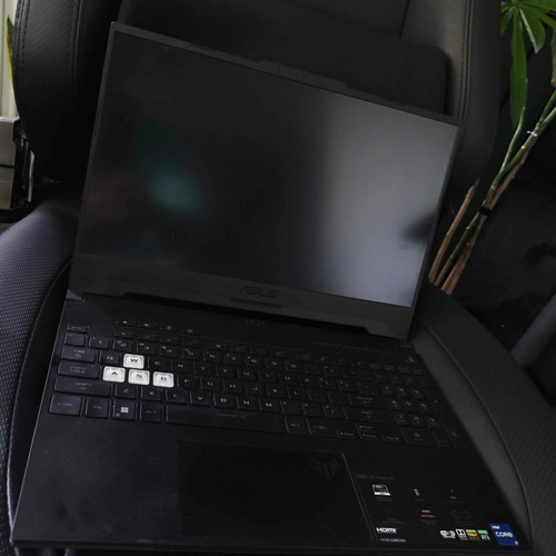 Asus TUF Dash F15 FX517ZR laptop like new, i7, RTX 3070, 16GB RAM