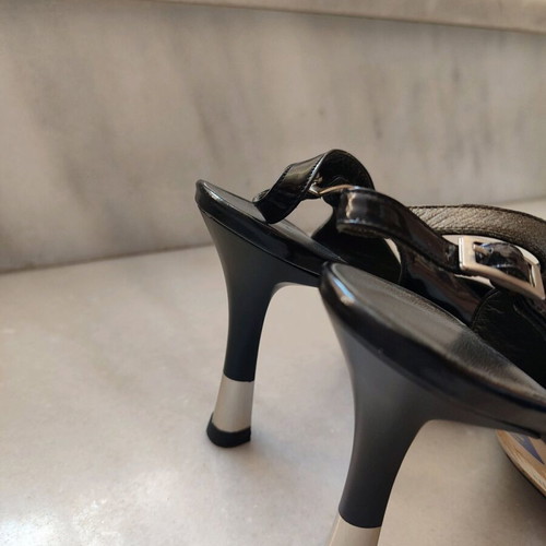 Chaniotakis black patent leather women's pumps size 36 like new