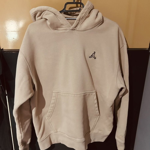 Jordan sweatshirt size L cream like new