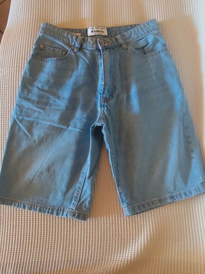 Pull & Bear men's denim shorts straight fit light blue like new