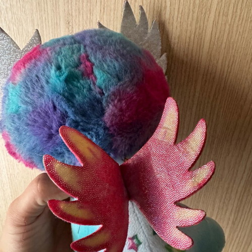 Plush dragon like new