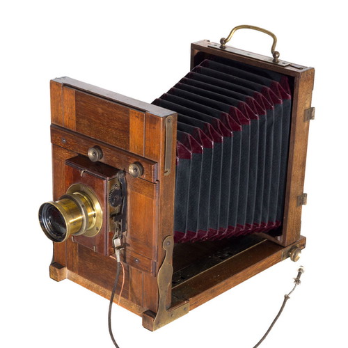 Wooden photographic camera 1908 used