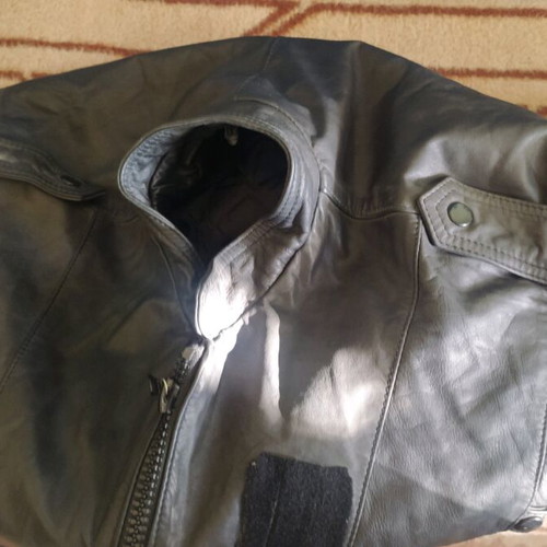 Pier One men's leather jacket size 52 like new black