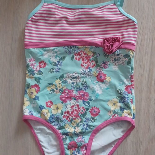 One-piece swimsuits used for ages 3-4, size 98/104, multicolored