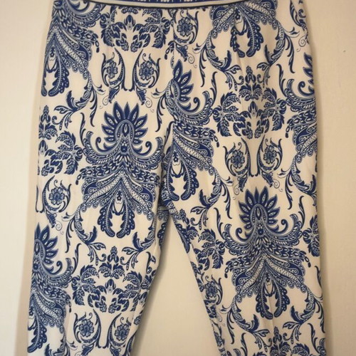 Lynne pants size 44 blue and white like new