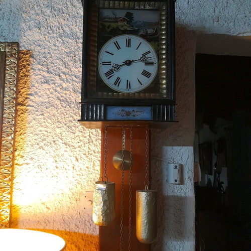 Pendulum clock type Chinoiserie from 1890 used with weights