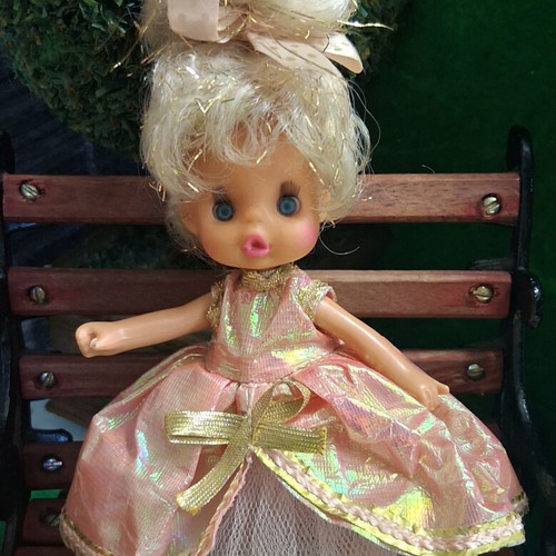 El Greco Happy Sister doll with original dress and hairstyle