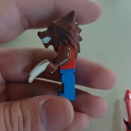 Lego Monster Fighters Werewolf like new, glowing in the dark figure