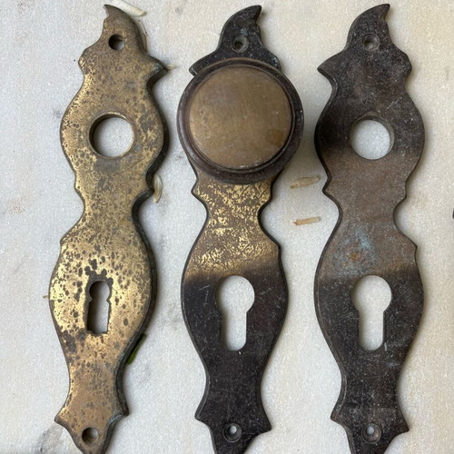 Bronze handles used, all together