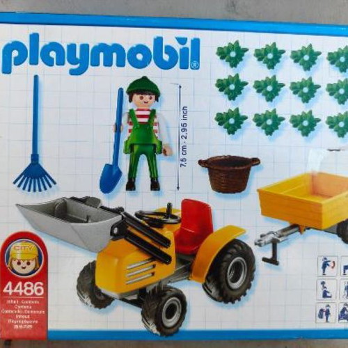 Playmobil Country 4486 Farmer with Small Tractor and Trailer vintage 2004, like new
