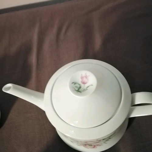 Alfoldi porcelain tea set from Hungary, romantic design