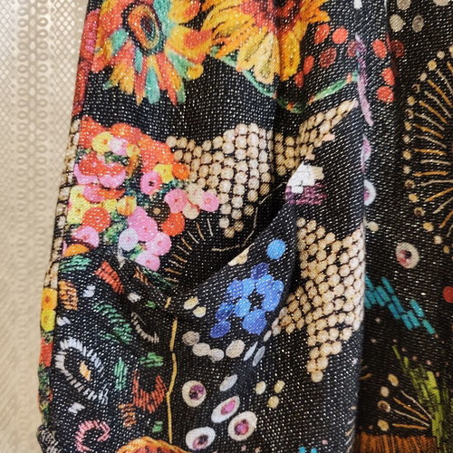 Farm Rio shorts size S like new with elastic waist and pockets