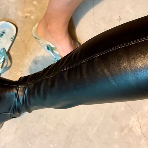 Leather black boots new, size 38