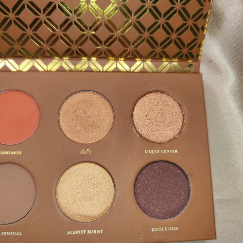 Zoeva Caramel Melange Palette like new
