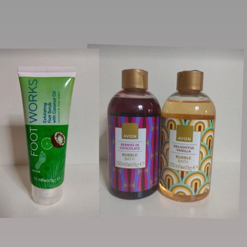 Bath products set with 2 shower gels 250ml and foot scrub 75ml new