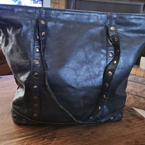 Lanvin Paris shoulder bag like new, dark blue, 100% leather
