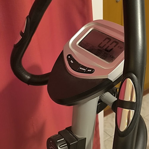 Pegasus exercise bike like new with magnetic resistance and LCD screen