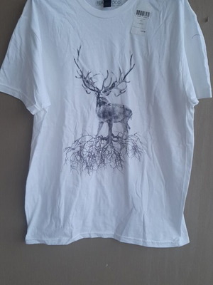 T-shirt ανδρικό λευκό μέγεθος L με σχέδιο ελαφιού