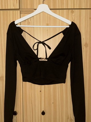 Shein black t-shirt like new size M