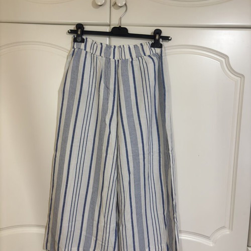 Wide White Pants with Blue Stripes like new, size XS