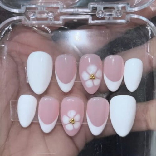 French design handmade press-on nails, size S