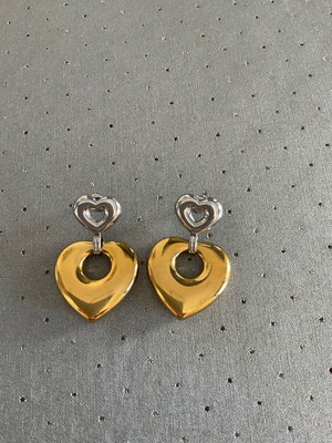 Stainless steel heart earrings in gold and silver