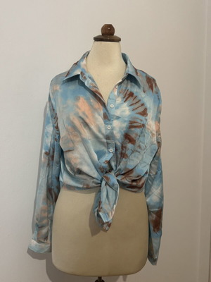 Tie Dye Shirt new, pretty little thing