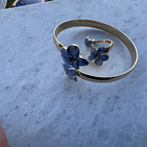 Jewelry set new, summer style with blue and gold flowers