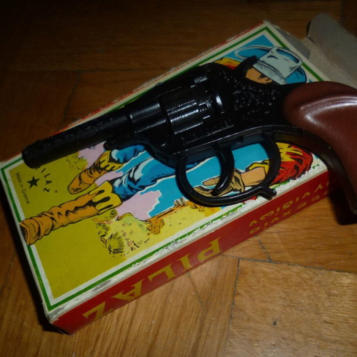 Pilaz Jim Adams children's toy gun new in box