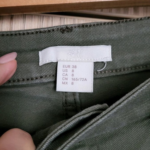 H&M shorts used, olive color, size 38, denim fabric