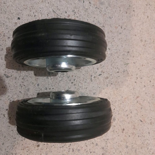 Τροχοί 80mm με μαύρο λάστιχο και μεταλλική ζάντα καινούργιοι