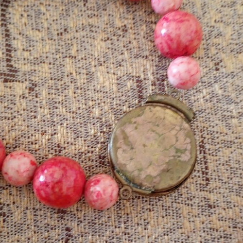 Natural coral necklace, 33cm length, 111g