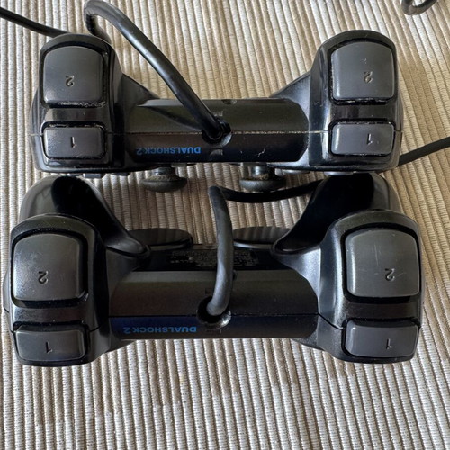 PlayStation 2 authentic controllers, pack of 2