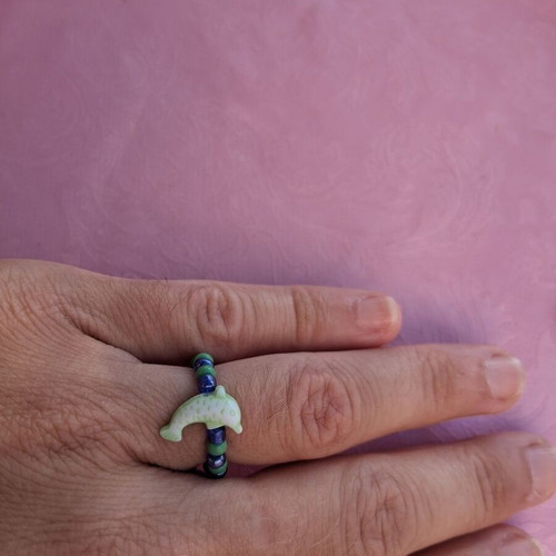 Elastic ring with beads like new, blue and green
