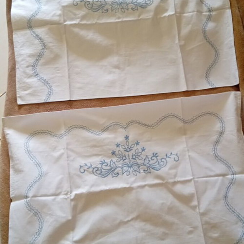 Handmade pillowcases set of two, dimensions 62×42, new