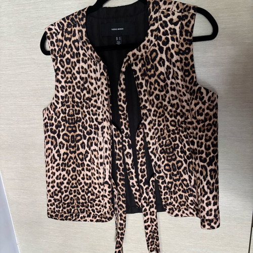 Vero Moda Pudded Leopard Vest like new, size M