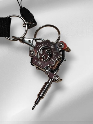 Vagrancy Lifestyle neckstrap new with mini tattoo machine black