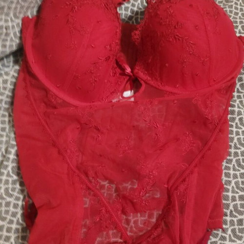 Lingerie 85 C corset like new, red Cante