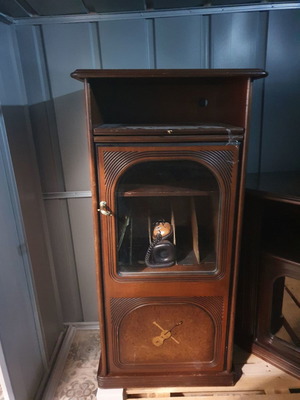 Wooden turntable cabinet used with drawers