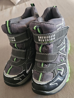 Ski boots size 30 like new, gray and green
