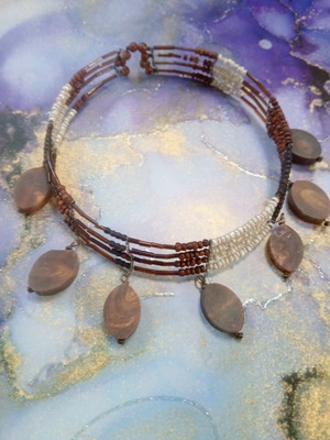 Choker MNG μεταχειρισμένο με κρεμαστά charms και μεταλλική βάση, αρχές '00