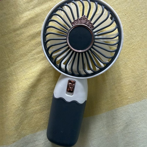 Portable fan with base and cable