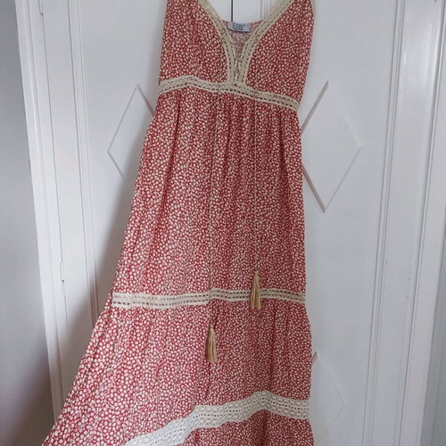 Estee Collection Boho Maxi Dress red floral, 100% viscose, like new, size L