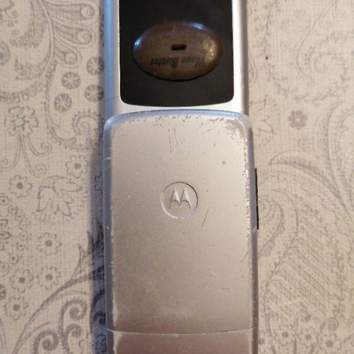 Motorola W220 used for parts without battery
