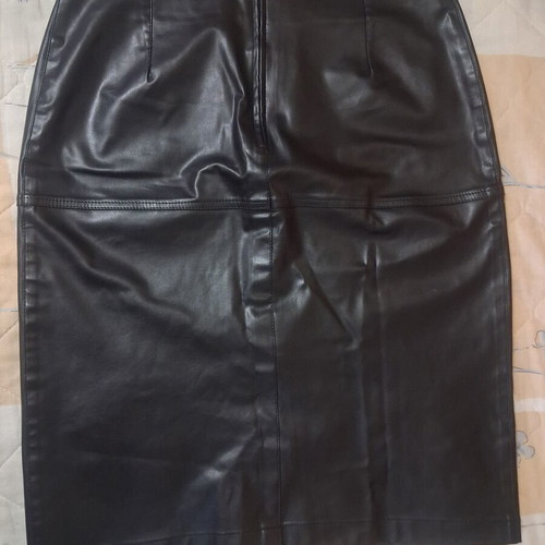 Kirou Midi Pencil Skirt black faux leather like new, size M