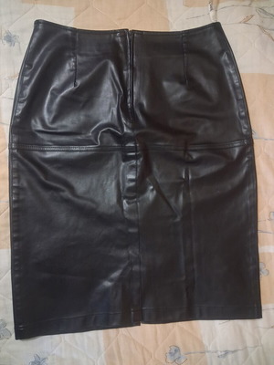 Kirou Midi Pencil Skirt black faux leather like new, size M